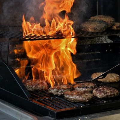 Najstariji američki veteran proslavio 109. uz cigare i hamburger