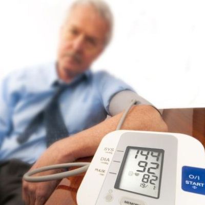 Povišeni krvni tlak (arterijska hipertenzija)
